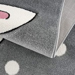 carpet city Teppich Kinderzimmer Flachflor 140 x 200 cm Hasen Muster Grau Spielteppich