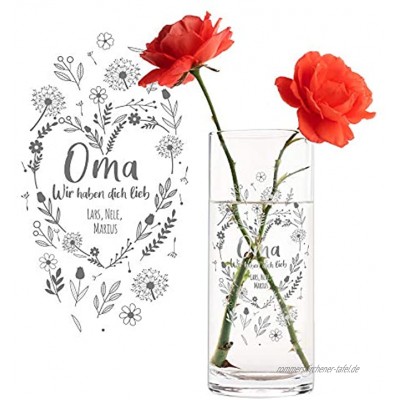 Casa Vivente Runde Blumenvase mit Gravur für Oma Wir haben Dich lieb Personalisiert mit Namen Glasvase für Schnittblumen Deko-Vase zum Großmuttertag
